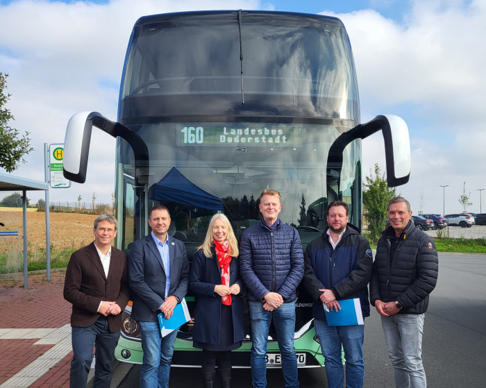 20251002_111856(0).jpg Zukunft auf zwei Etagen: Doppeldeckerbus testweise auf der Landesbuslinie 160