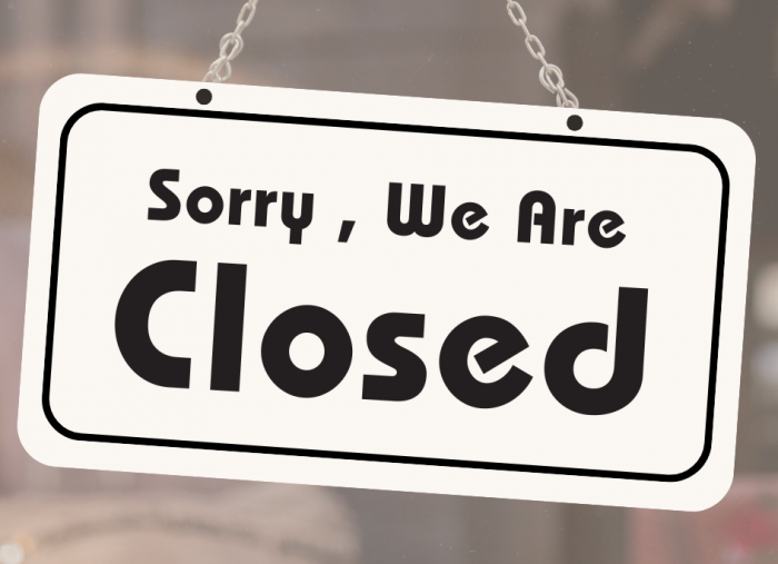 White And Beige Minimalist Store Closed Instagram Post.png Öffnungszeiten Service Center